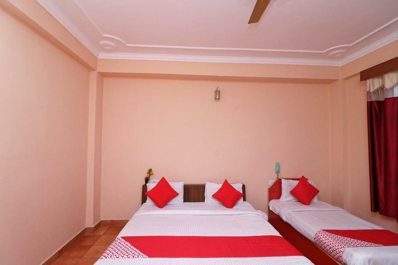 Oyo 30229 Blue Diamond Hotel Kasol Exterior foto